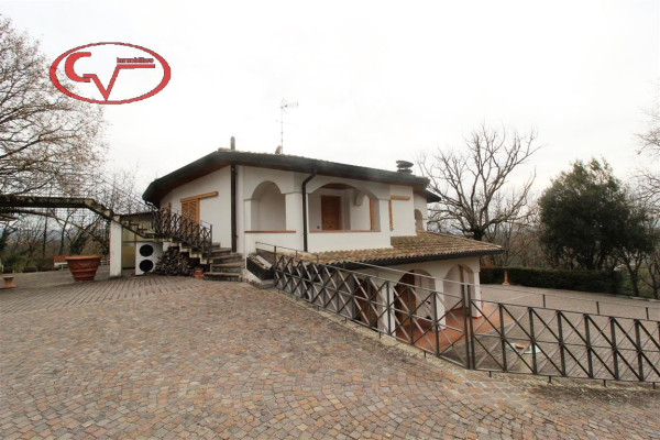 Villa BUCINE vendita   di Bucine, 15 CENTRO IMMOBILIARE VALDARNO SRL