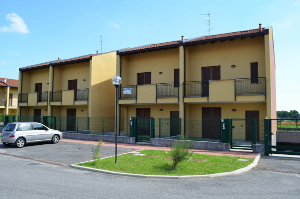  varallo-pombia vendita quart:  realt&agrave;-immobiliare