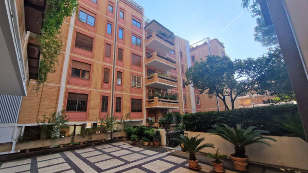 Ufficio - Loc.Com. ROMA affitto  Tintoretto Benedetto Croce Mariani Rei srl