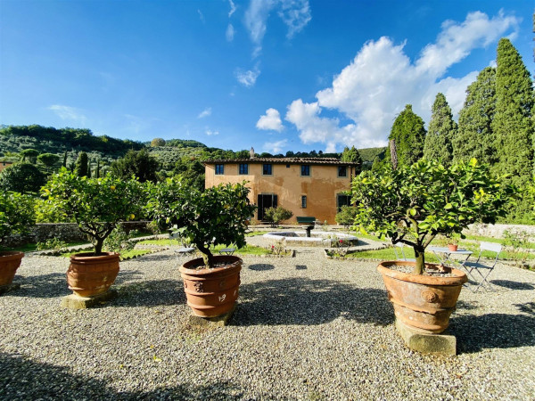 Villa LUCCA affitto  CENTRO Guinigi Studio Affitti di Catelli Marco