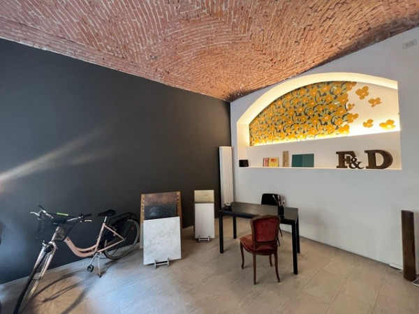 Negozio - Loc.Com. TORINO vendita  SAN SALVARIO VALPERGA CALUSO (adiacente), 10100-TORINO TO Ok Casa Gestioni Immobiliari S.a.s. di Luca Filipp