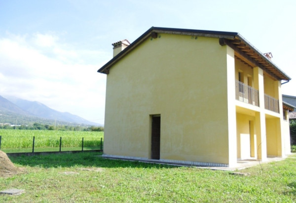 Villa BORSO DEL GRAPPA vendita    FZ di Zonta Federico