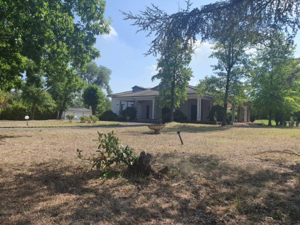 Villa RIVERGARO vendita    Prima Casa - Servizi Immobiliari