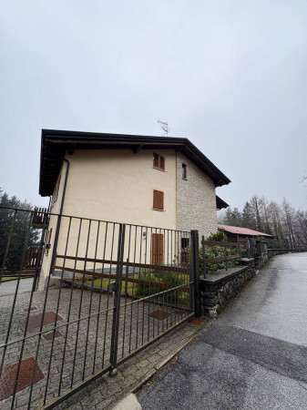 Appartamento SORMANO vendita    Immobiliare Meroni