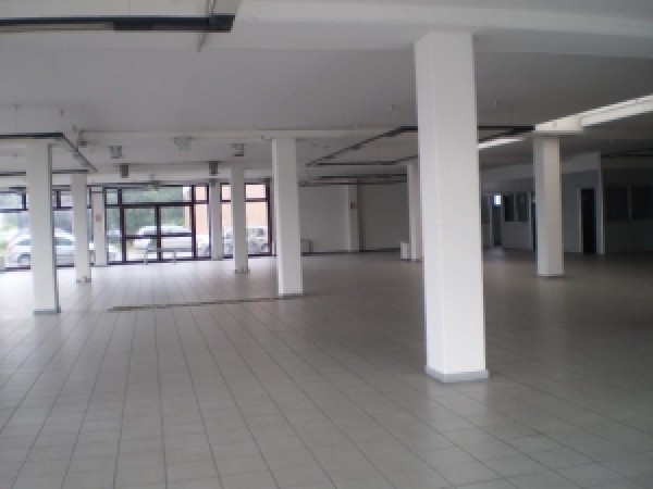  modena affitto quart: modena est professionecasa-studio-immobiliare-living-di-m.