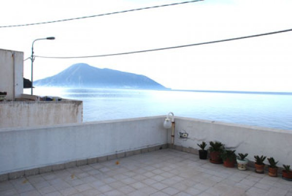  lipari vendita quart:  vulcano consult lipari real estate