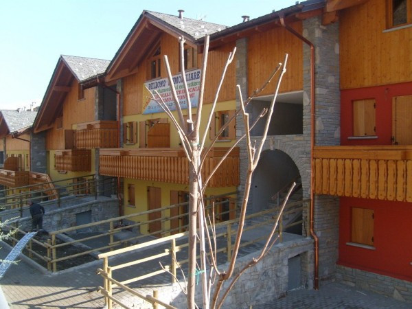  aprica vendita quart:  delbono immobiliare