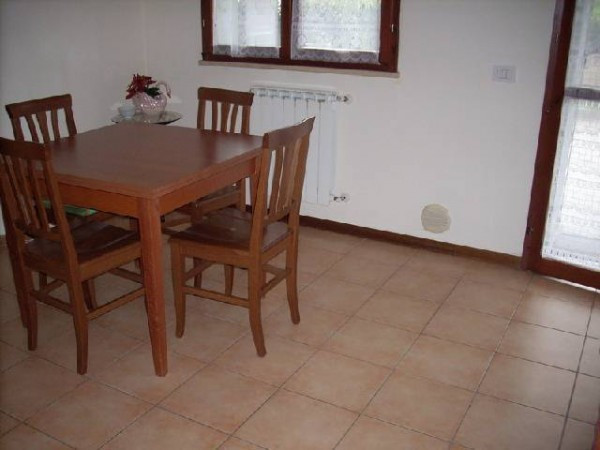 Villa Unifamiliare - Indipendente POGGIO A CAIANO vendita    DOMUS ETRURIA