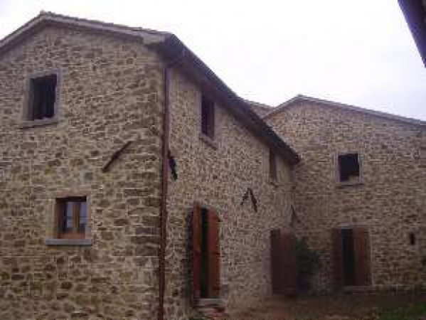 Rustico - Cascina CITTÀ DI CASTELLO vendita    leonardi immobiliare