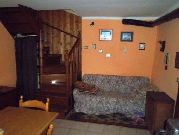 Villa Unifamiliare - Indipendente DOSSENA vendita   Orobica IDEA CASA