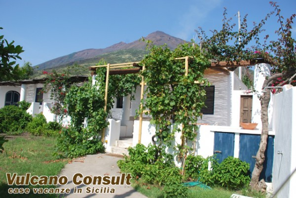 Appartamento LIPARI affitto  Stromboli Marina Vulcano Consult Lipari Real Estate