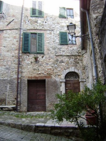 Appartamento SAN CASCIANO DEI BAGNI vendita   Centro storico AROUNDTUSCANY