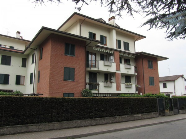 Appartamento VIMERCATE vendita  Velasca  CASIRAGHI Immobiliare