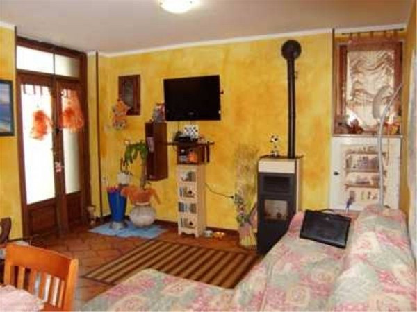 Villa Unifamiliare - Indipendente PIANCASTAGNAIO vendita    PIANO CASA IMMOBILIARE