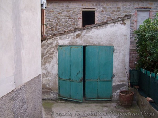 Villa Unifamiliare - Indipendente TUORO SUL TRASIMENO vendita    AGENZIA TRASIMENO CASA