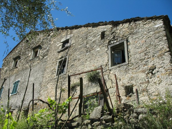  pontremoli vendita quart:  studio-bergamaschi-immobiliare