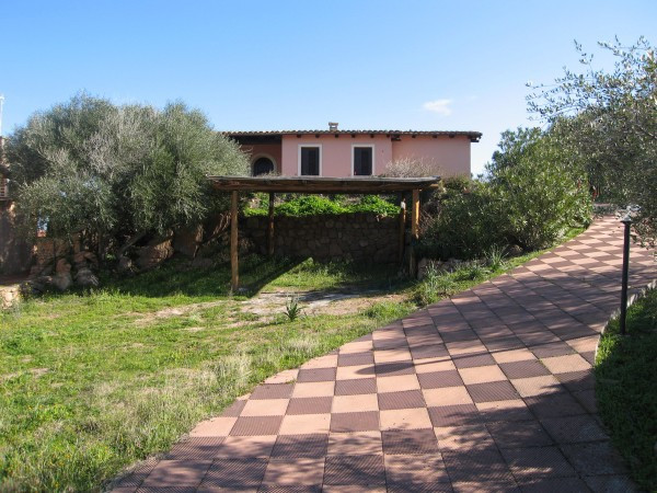 Villa Unifamiliare - Indipendente LOIRI PORTO SAN PAOLO affitto   Monte Ortobene IMMOBILIARE TALA