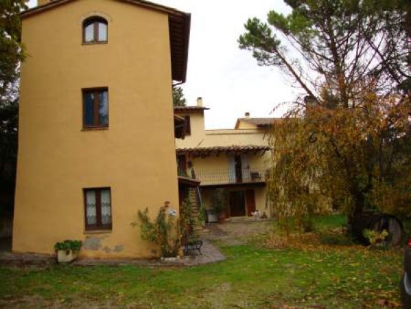 Rustico - Cascina MONTONE vendita    leonardi immobiliare