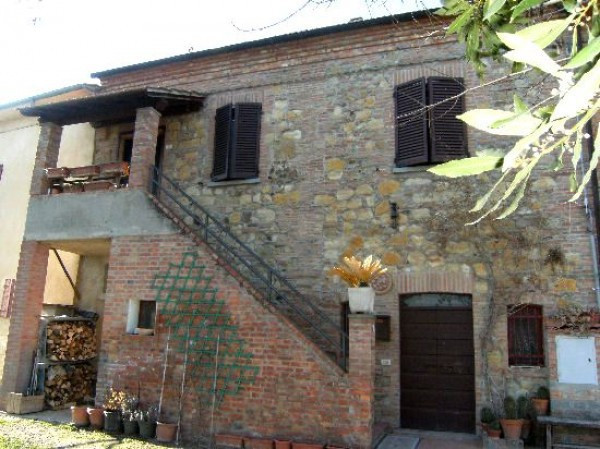  montepulciano vendita quart:  arca immobiliare new studio