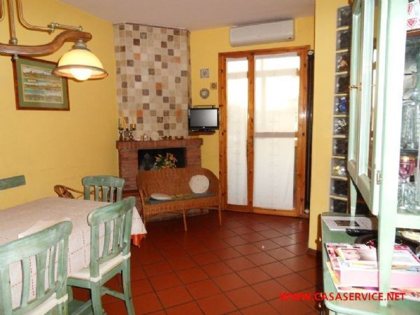 Villa MONTEVARCHI vendita   Valdarno Casentinese CASA SERVICE agenzia immobiliare valdarno