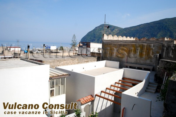  lipari vendita quart: canneto vulcano-consult-lipari-real-estate