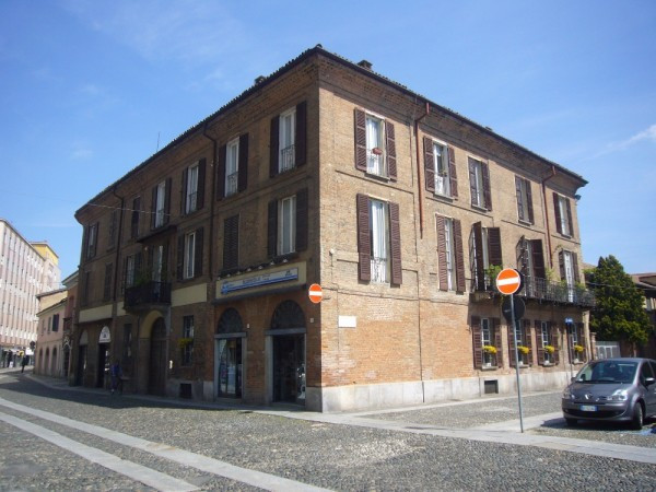  pavia vendita quart:  studio compagnoni