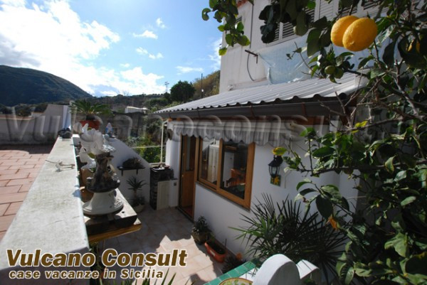 Appartamento LIPARI vendita  Canneto  Vulcano Consult Lipari Real Estate