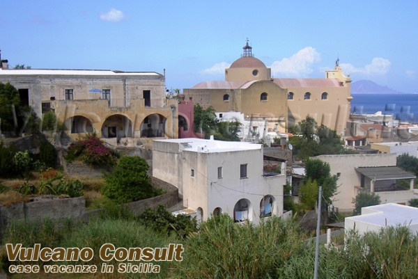 Villa SANTA MARINA SALINA vendita    Vulcano Consult Lipari Real Estate