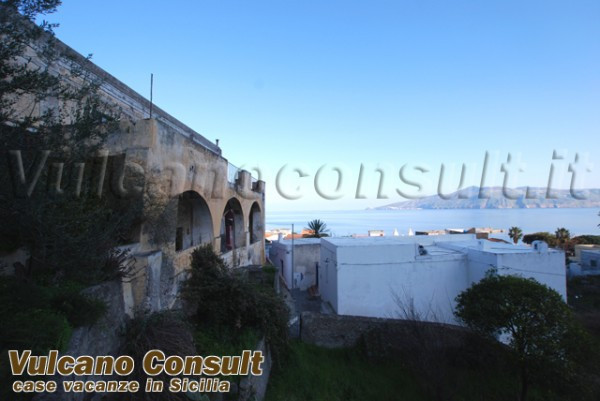  santa marina salina vendita quart:  vulcano consult lipari real estate