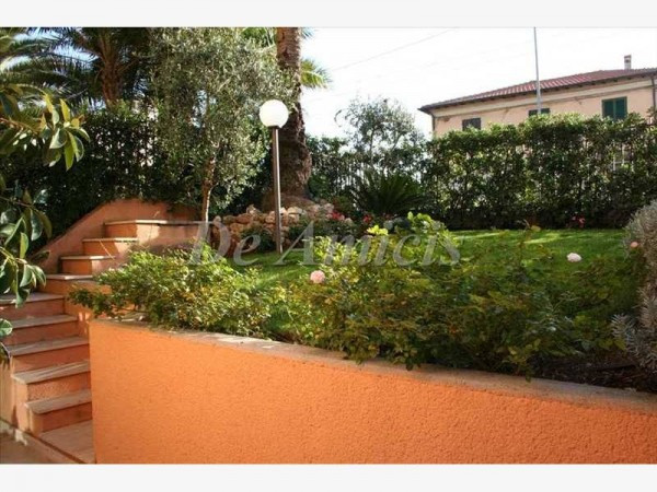  bordighera vendita quart:  agenzia immobiliare de amicis