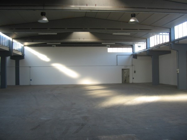 Capannoni (Tutti) ROMA affitto  Lucrezia Romana Tuscolana Mariani Rei srl