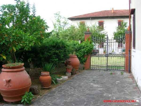  san giovanni valdarno vendita quart:  casa service agenzia immobiliare valdarno