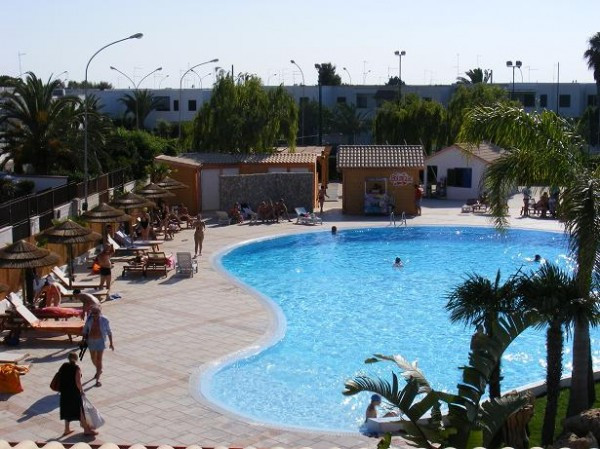 Villa Affiancata - Schiera PORTO CESAREO affitto  Torre Lapillo Amba Alagi IDEA CASA