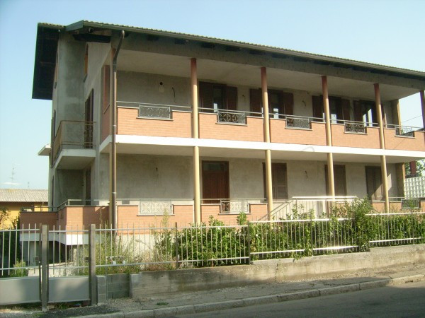  novara vendita quart: bicocca la casa sull'albero