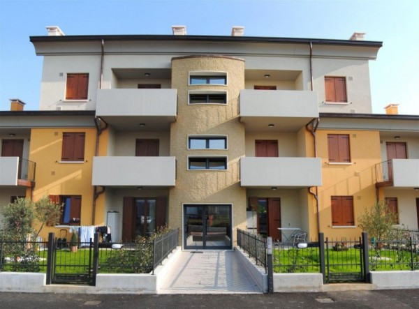 Appartamento MONTECCHIO MAGGIORE vendita   DON ATTILIO POZZAN 2, MONTECCHIO MAGGIORE Katoikia Montecchio Maggiore (Vicenza) - Agenzia: