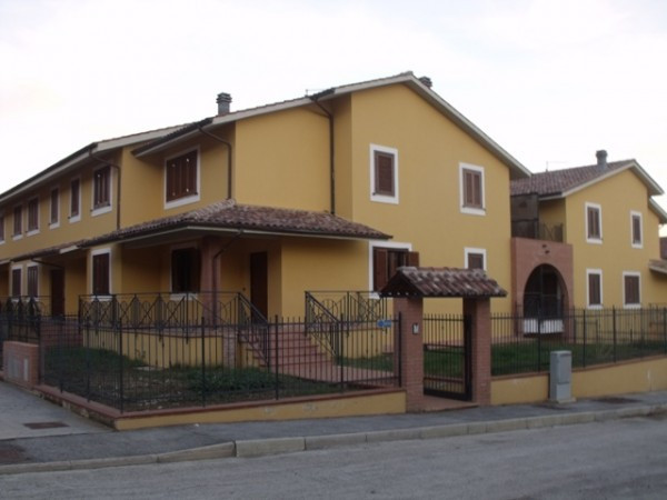 Villa Unifamiliare - Indipendente MAGIONE affitto  Cesarini  SPAZIO CASA