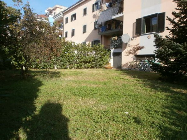 Appartamento GIUGLIANO IN CAMPANIA vendita  Lido Di Licola San Nullo Domino Immobiliare srl