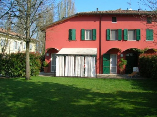 Villa Unifamiliare - Indipendente CREVALCORE vendita    EtiCase - Gruppo Agenzie Indipendenti