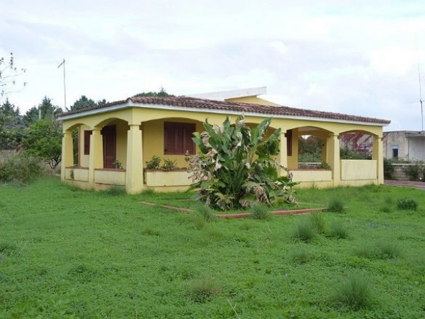 Villa SIRACUSA vendita   Ganimede FontaneBianche.it