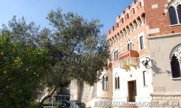 Appartamento FINALE LIGURE vendita   della Pineta Azzurra Immobiliare di Santini Marco