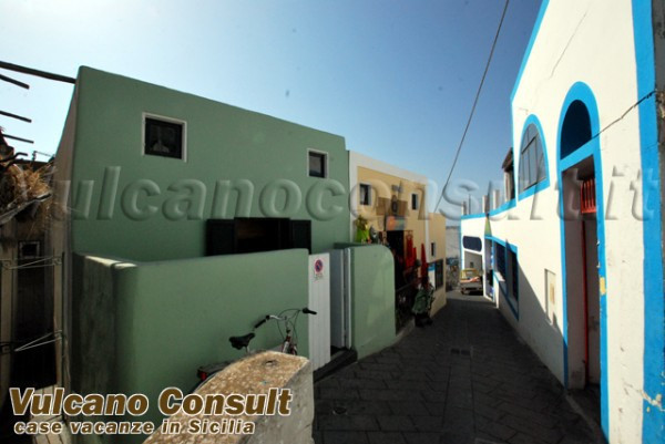  lipari vendita quart: stromboli vulcano consult lipari real estate