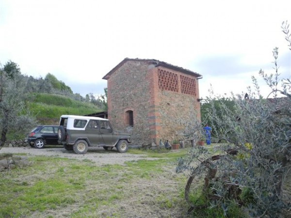 Villa MONTEVARCHI vendita   di Moncioni CENTRO IMMOBILIARE VALDARNO SRL