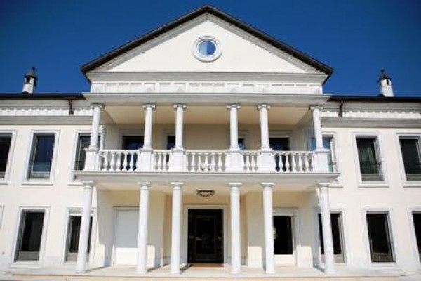 Villa-Villetta Vendita Robbio