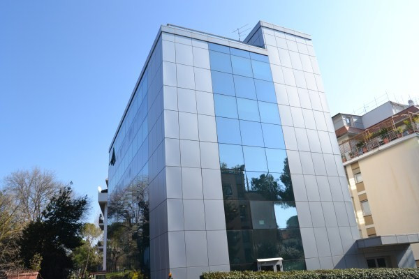  roma affitto quart: ponte milvio mariani-rei-srl