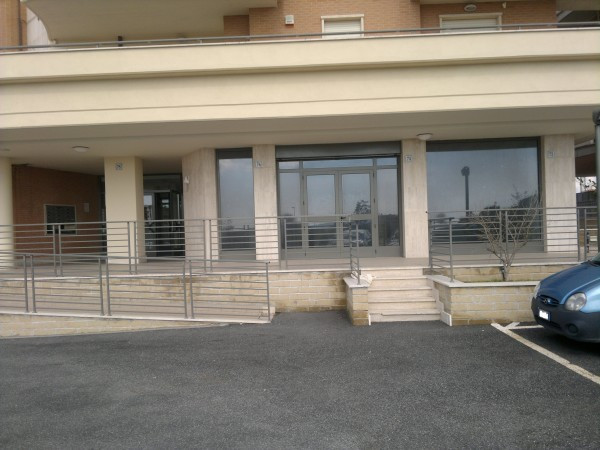 Negozio - Loc.Com. ROMA affitto  MEZZOCAMMINO (ZONA DELLA XIII MUN.) Gianluigi Bonelli Gruppo Savelli Immobiliare s.r.l.s