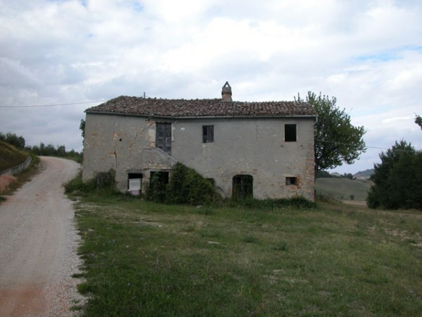 Rustico - Cascina SANTA VITTORIA IN MATENANO vendita   Provinciale 42 AVIO FIORAVANTI