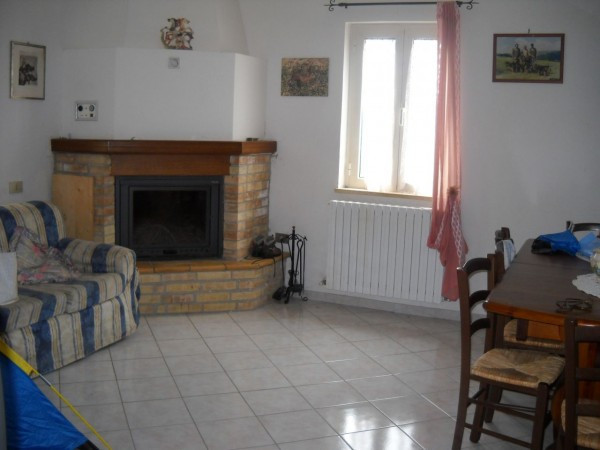 Villa Unifamiliare - Indipendente ASCOLI PICENO vendita   Provinciale Valle Castellana Immobiliare Centro Servizi Ascoli