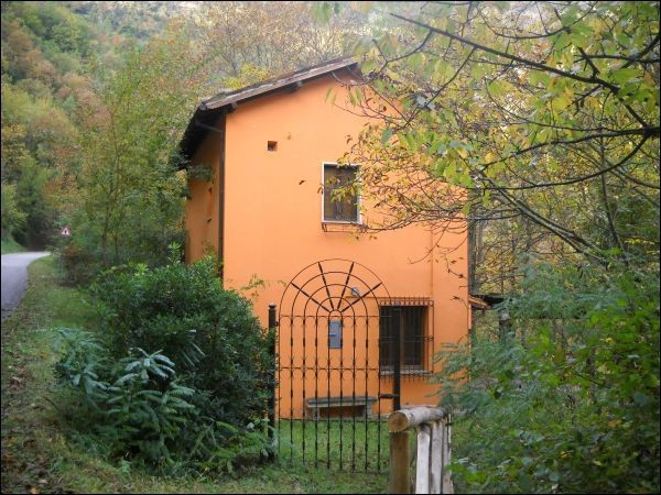 Villa ACQUASANTA TERME vendita   Frazione Arli Immobiliare Centro Servizi Ascoli