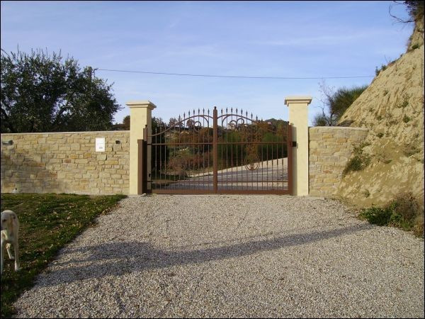 Villa ASCOLI PICENO vendita  Vena Grande Provinciale 24 dell'Ascensione Immobiliare Centro Servizi Ascoli