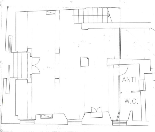 Negozio - Loc.Com. MODENA vendita  CENTRO  Professionecasa - Studio Immobiliare Living di M.